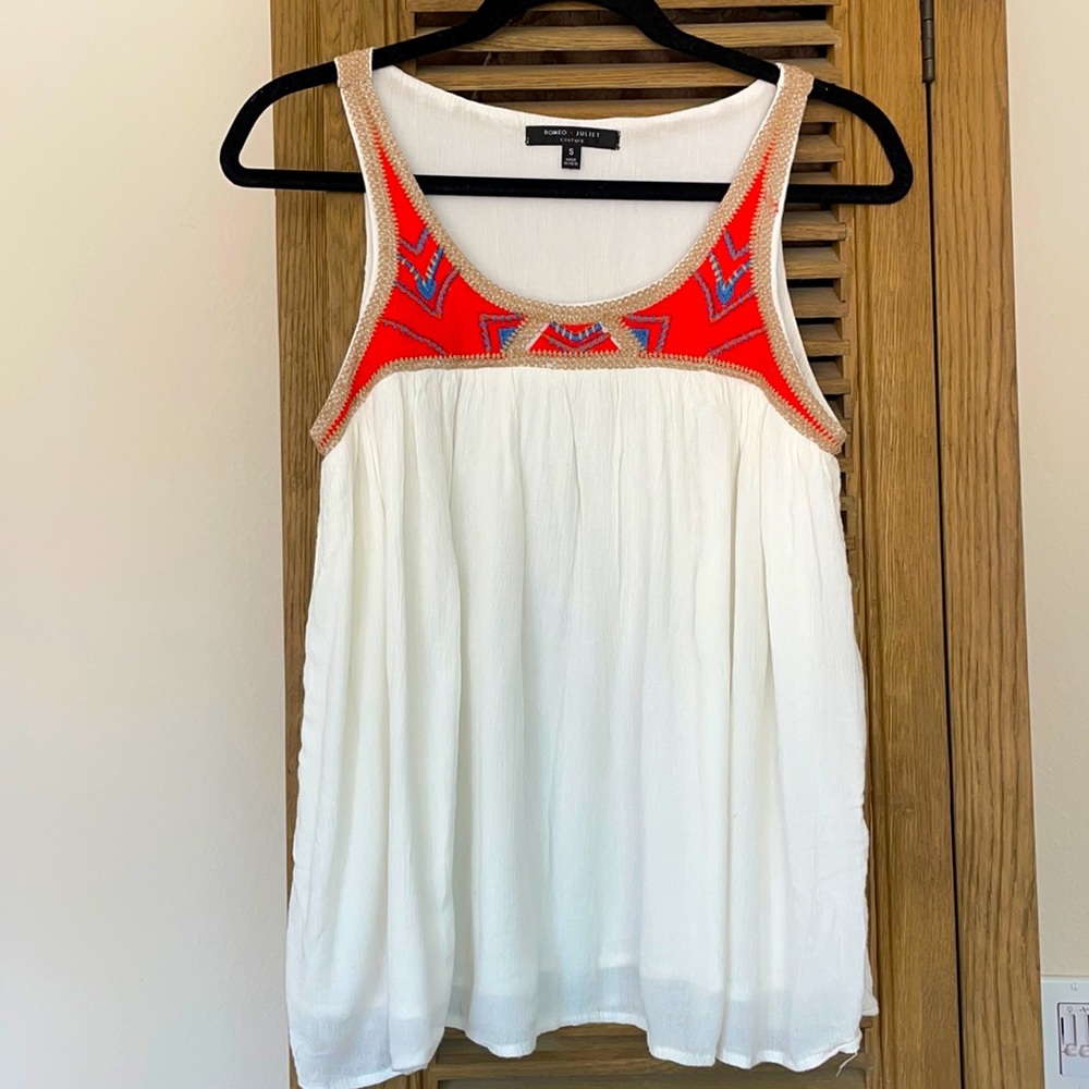 Romeo + Juliet Couture tunic top size S